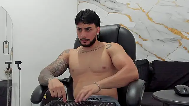 Miike Stone1 online show from November 17, 1:39 pm