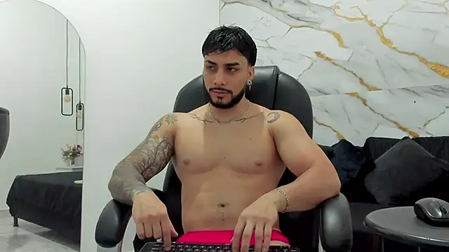 Miike Stone1 online show from November 24, 1:22 pm