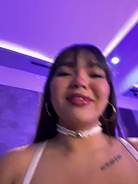 Samantha Hans online show from February 9, 8:57 pm