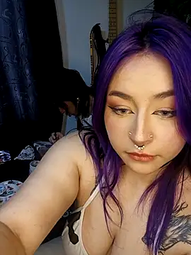 Iluromi online show from November 27, 3:36 pm