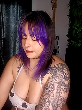 Iluromi online show from April 9, 4:01 pm