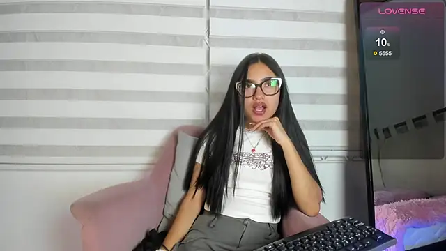 cherry bunnyx online show from October 24, 3:47 am