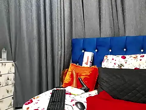 Snapshot of BustyBMWx chatting on October 5, 6:06 pm BustyBMWx online show from October 5, 6:06 pm