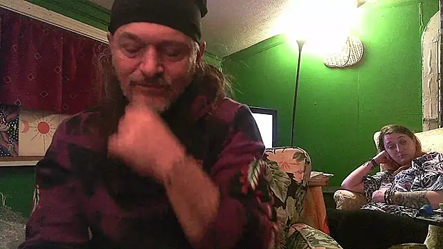 HippieDad333 online show from April 11, 3:55 am