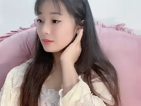 Lie liee online show from February 12, 9:32 pm