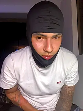 Snapshot of roa_alee chatting on November 12, 3:07 am roa alee online show from November 12, 3:07 am