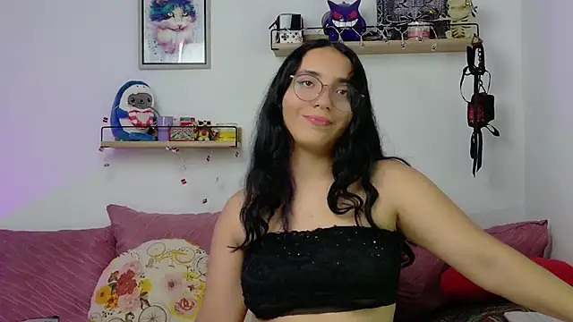 LucyDerby online show from February 5, 1:43 am