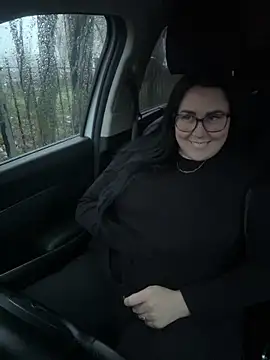 Snapshot of Ruby-Black chatting on February 6, 4:32 pm Ruby-Black online show from February 6, 4:32 pm