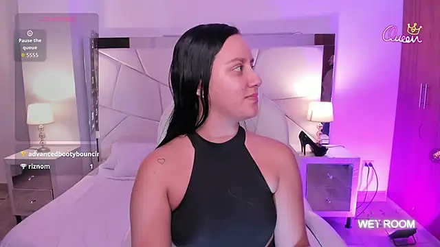 Snapshot of Natasha_Kiim_ chatting on February 22, 4:24 am Natasha Kiim online show from February 22, 4:24 am