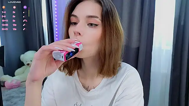 LunaraRada online show from October 21, 9:32 am