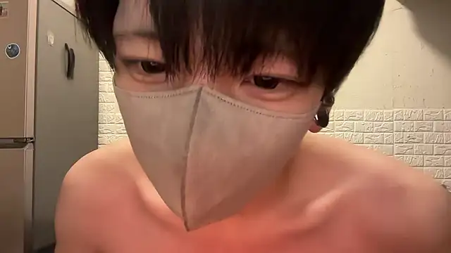 tora3220 online show from November 28, 12:52 pm