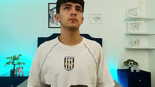 Axel Draven online show from October 16, 11:11 am