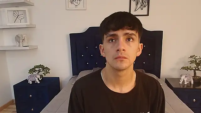 Axel Draven online show from October 24, 11:17 am