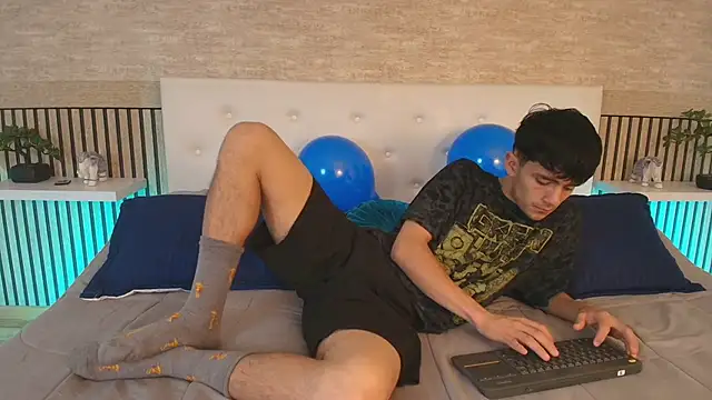 Axel Draven online show from November 7, 11:32 am