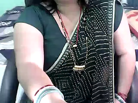 BABITA KUMARII online show from February 26, 5:12 pm