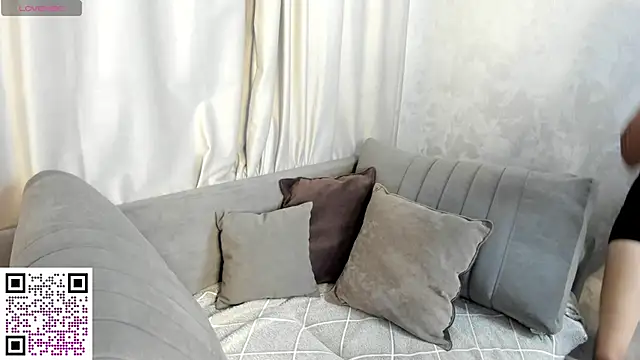 Snapshot of Michelle_Murray chatting on October 9, 1:03 am Michelle Murray online show from October 9, 1:03 am
