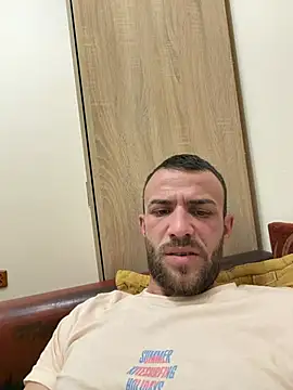 Snapshot of sexyman1936 chatting on January 18, 9:40 pm sexyman1936 online show from January 18, 9:40 pm