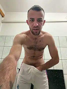 Snapshot of sexyman1936 chatting on February 5, 9:36 am sexyman1936 online show from February 5, 9:36 am