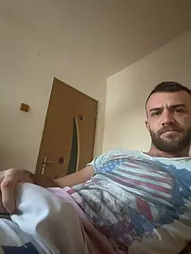 Snapshot of sexyman1936 chatting on February 24, 5:27 am sexyman1936 online show from February 24, 5:27 am