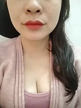 Girl Shy2000 online show from January 18, 1:53 am