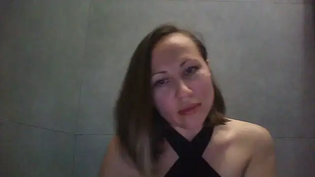 Snapshot of Norivani chatting on October 26, 3:29 pm Norivani online show from October 26, 3:29 pm