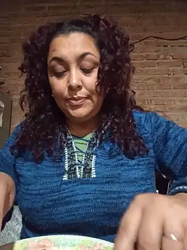 Snapshot of Lobizona chatting on June 3, 6:13 pm Lobizona online show from June 3, 6:13 pm