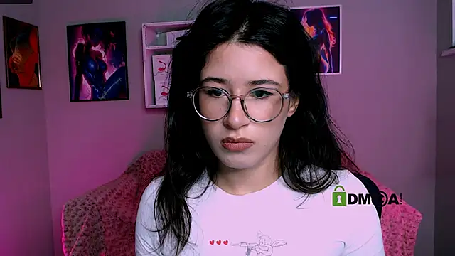 Snapshot of lia_make_love chatting on October 14, 9:54 am lia make love online show from October 14, 9:54 am