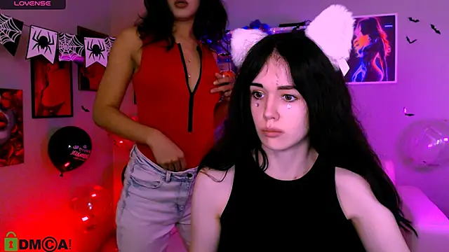 Snapshot of lia_make_love chatting on October 30, 11:22 am lia make love online show from October 30, 11:22 am