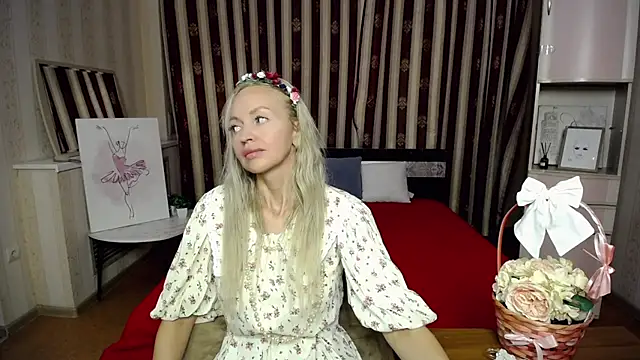 horny blonds online show from November 27, 11:23 am