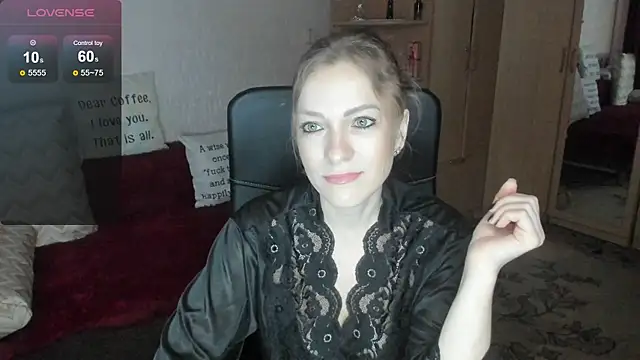 Snapshot of Tiffany_Bates chatting on June 20, 11:13 am Tiffany Bates online show from June 20, 11:13 am