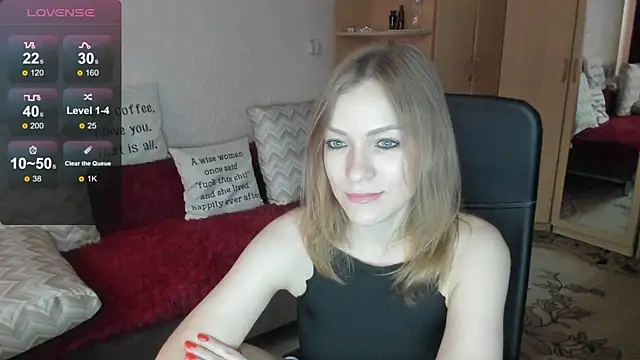 Snapshot of Tiffany_Bates chatting on July 19, 9:13 am Tiffany Bates online show from July 19, 9:13 am