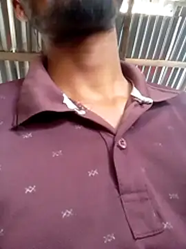 Snapshot of LesserUpset chatting on February 23, 4:21 am LesserUpset online show from February 23, 4:21 am