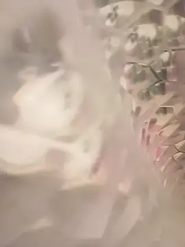 Snapshot of ruiiizz chatting on March 15, 6:14 pm ruiiizz online show from March 15, 6:14 pm