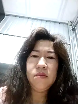 Snapshot of Tyty_xx chatting on September 30, 9:20 pm Tyty xx online show from September 30, 9:20 pm