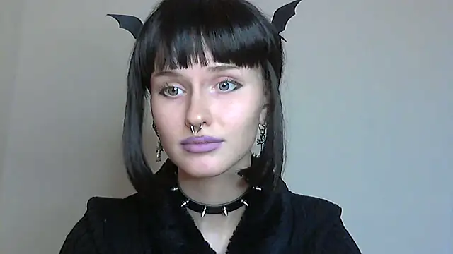 Paradoxy  online show from October 30, 6:30 pm