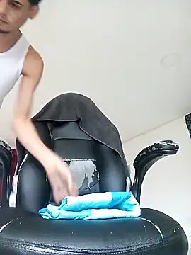 Pingasaboy20 online show from November 30, 12:53 pm