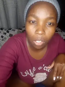 Snapshot of QueenLanaL chatting on October 13, 10:43 pm QueenLanaL online show from October 13, 10:43 pm