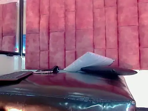 katherine x1 online show from November 18, 5:01 am