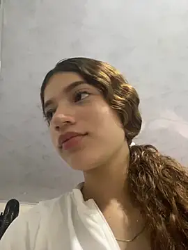 meridacute  online show from November 18, 5:28 pm