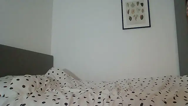 lunaeclipse12 online show from January 13, 12:16 am