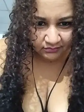 MEYBELLATINA online show from October 21, 8:31 pm