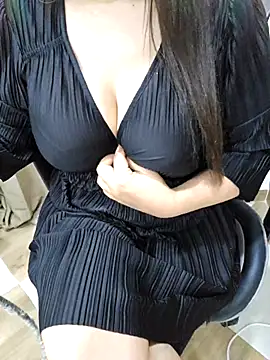 Snapshot of Mesytara chatting on July 6, 8:33 pm Mesytara online show from July 6, 8:33 pm