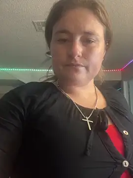 Snapshot of BuzzBunni69 chatting on October 2, 1:23 am BuzzBunni69 online show from October 2, 1:23 am