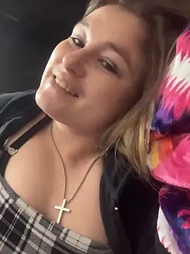 Snapshot of BuzzBunni69 chatting on October 25, 4:53 am BuzzBunni69 online show from October 25, 4:53 am