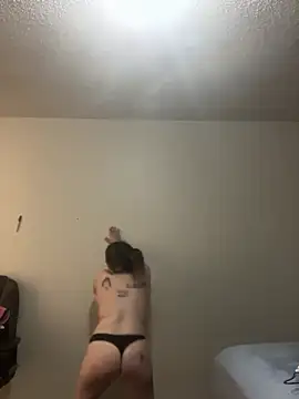 BuzzBunni69 online show from April 10, 9:41 pm