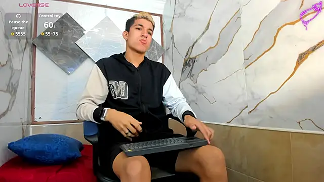 Stiben boy online show from October 8, 7:22 pm