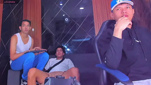 Stiben boy online show from November 29, 4:04 am