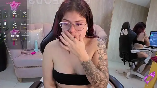 draviana a  online show from November 2, 3:03 pm