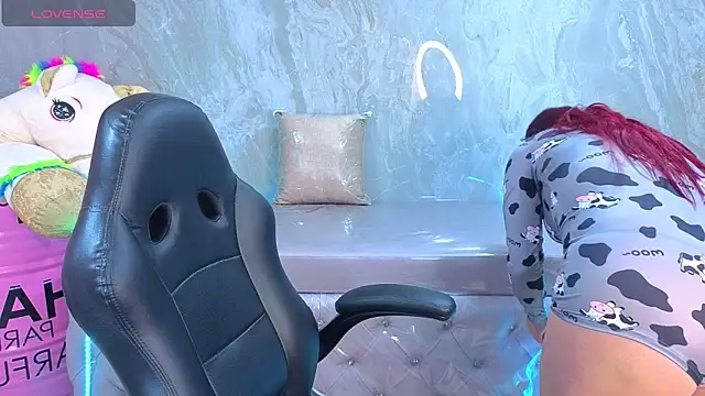 draviana a  online show from February 18, 3:02 am