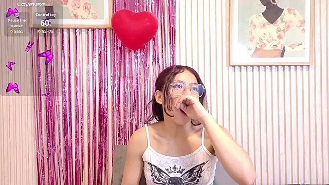 Abrilmirren online show from February 10, 11:03 am